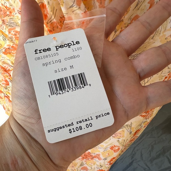 Free People Mabel Floral Printed Boho Blouse Medium NWT - Picture 6 of 8